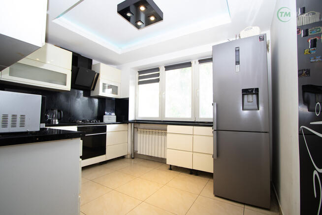 Dom z garażem i przestrzenią usługową | Wygoda