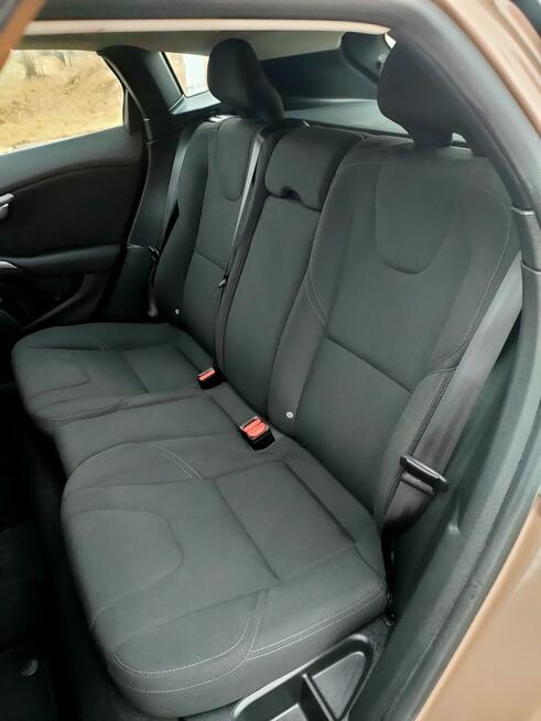 Volvo V40 2.0 D2 Nawigacja Klimatyzacja Tempomat PDC Alufelgi Opłacony