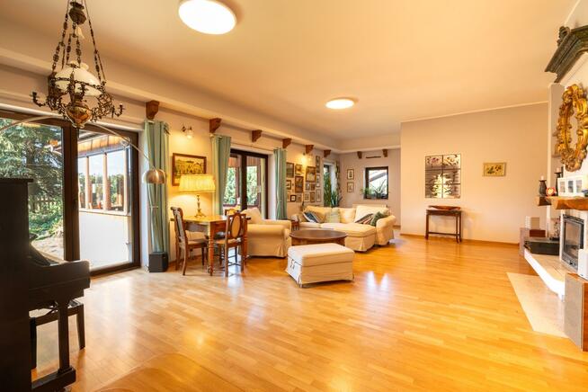 Dom Brzumin gm. Góra Kalwaria