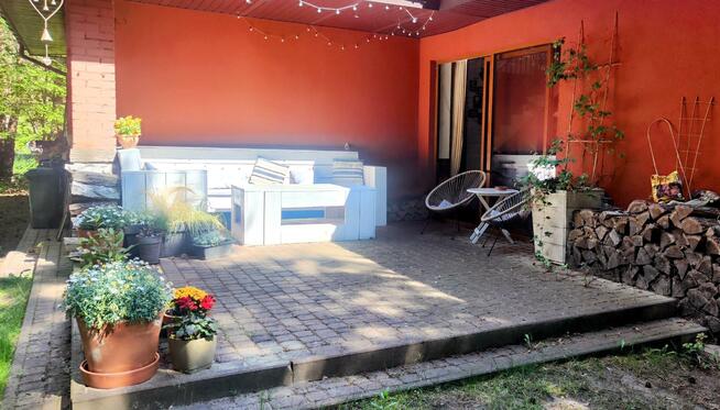 Dom Lesznowola gm. Grójec, Szkolna