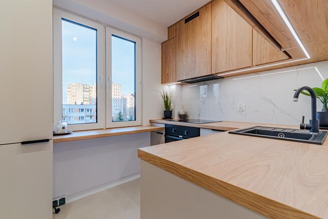 Po remoncie z windą i balkonem! Osobna kuchnia