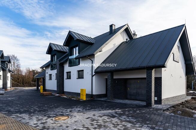 Dom Wielka Wieś Modlniczka, Modlniczka, Willowa