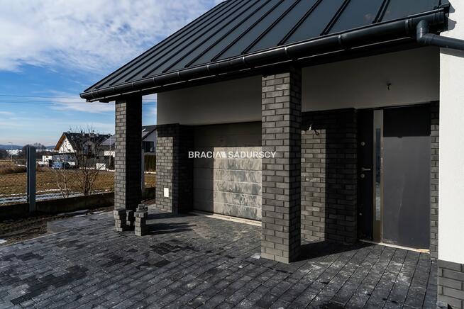 Dom Wielka Wieś Modlniczka, Modlniczka, Willowa