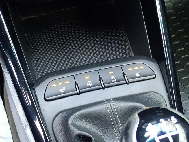 Kia Stonic bogate wyposażenie *