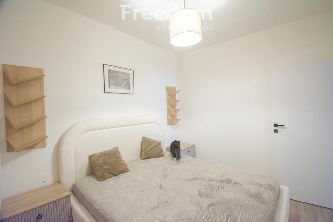 Wynajem, Przestronne 4-pokoje mieszkanie z garażem