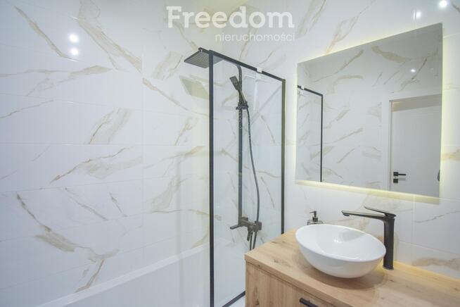 Wynajem, Przestronne 4-pokoje mieszkanie z garażem