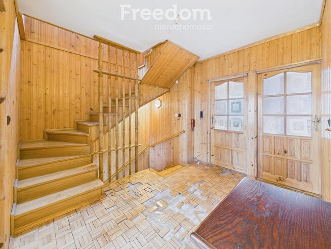 Dom z garażem i ogrodem. Blisko zamku