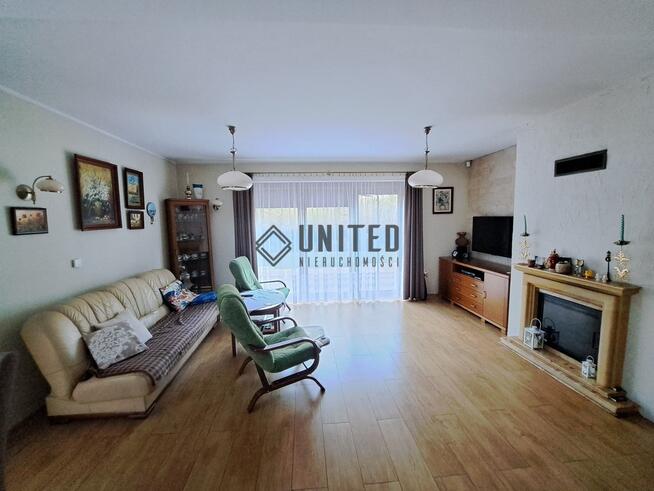 Dom wolnostojący w Miłoszycach z pięknym ogrodem