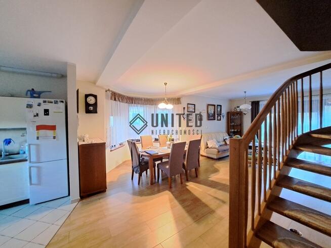 Dom wolnostojący w Miłoszycach z pięknym ogrodem