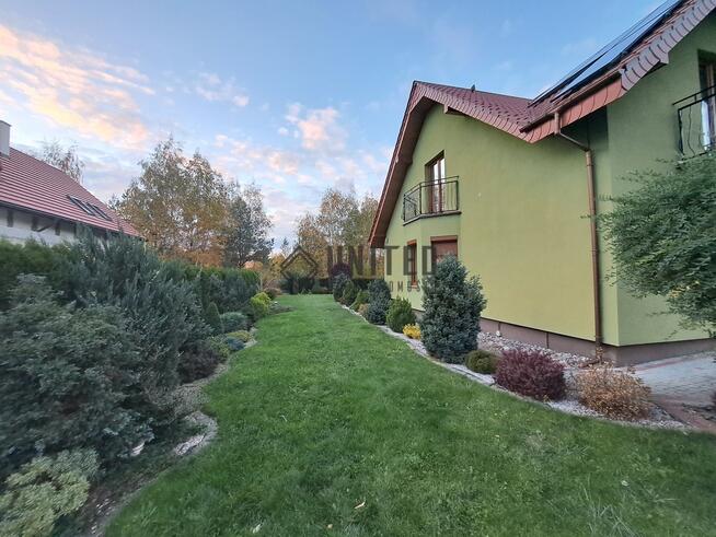 Dom wolnostojący w Miłoszycach z pięknym ogrodem