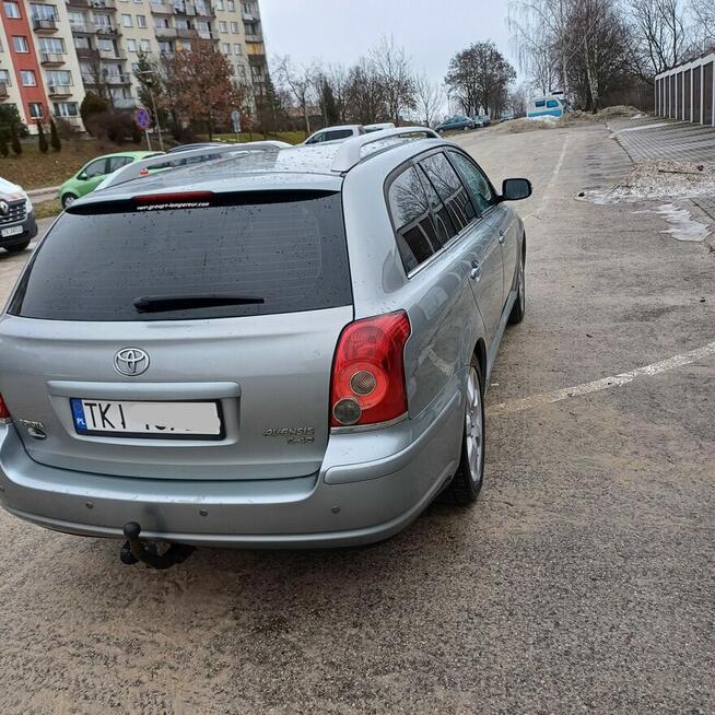 Toyota Avensis D-4D 2007r.