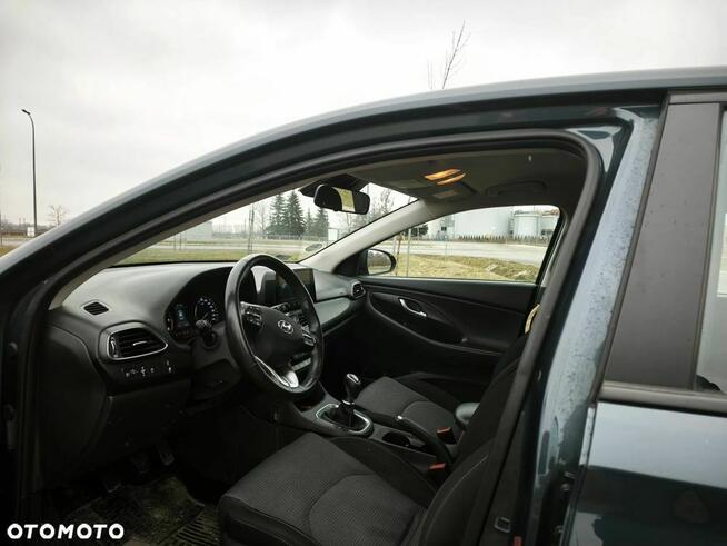 Hyundai i30 1.5 DPI Classic +