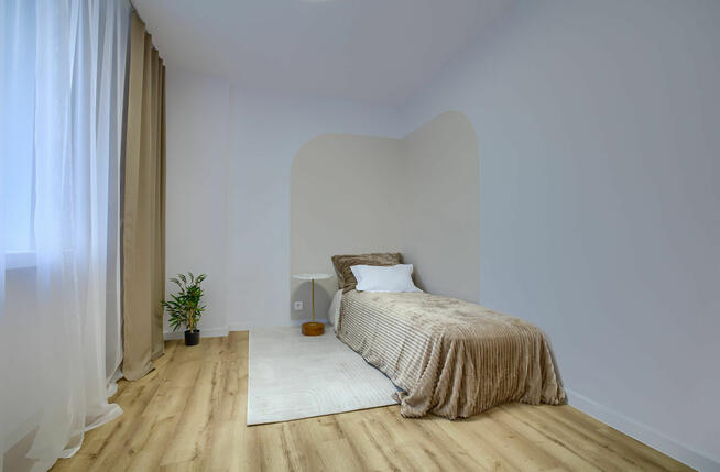 3 pokoje Tysiąclecie oddzielna kuchnia Po generalnym remonci