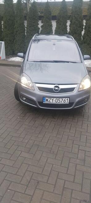 sprzedam opel zafira b 2006 1.8 lpg 140.