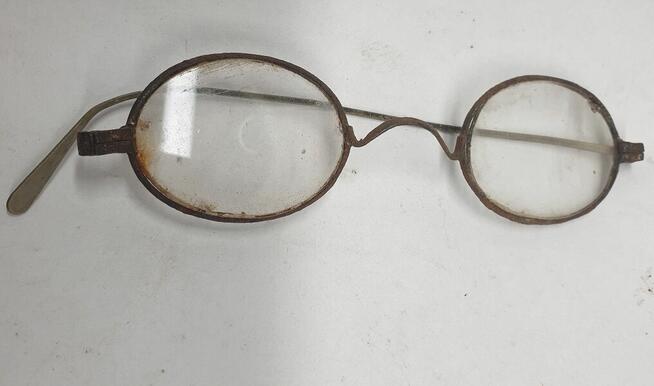 Okulary z XVIII -XIX wieku