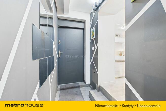 Bemowo, dom po remoncie z działką 926 m2.