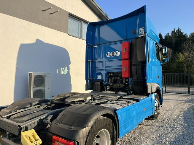 DAF XF 530 lift