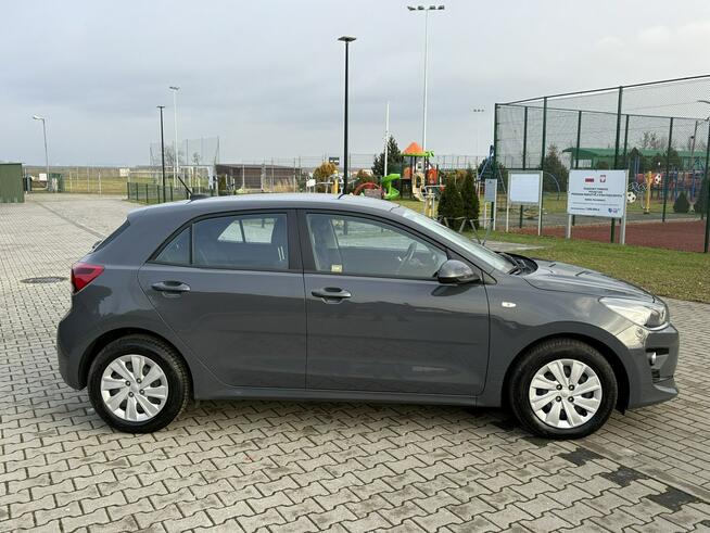 Kia Rio * Podgrzewana kierownica * Niski przebieg * CarPlay * Android Auto *