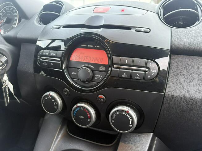 Mazda 2 Oryginalny Przebieg * Bezwypadkowy * Podg. Fotele * Klimatyzacja *