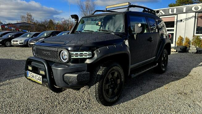 Toyota FJ Cruiser ZAMIANA** Rury ** Progi TRD 4,0 z LPG 242KM ,Zarejestrowana , MANUAL !