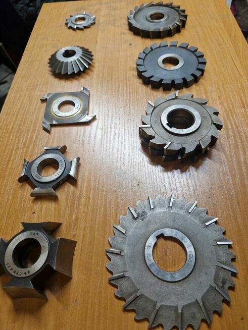 Frezy Do Drewna I Metalu Sprzedam