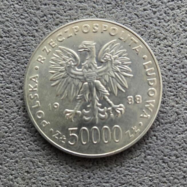 Numizmat srebrny Józef Piłsudski z 1988 roku