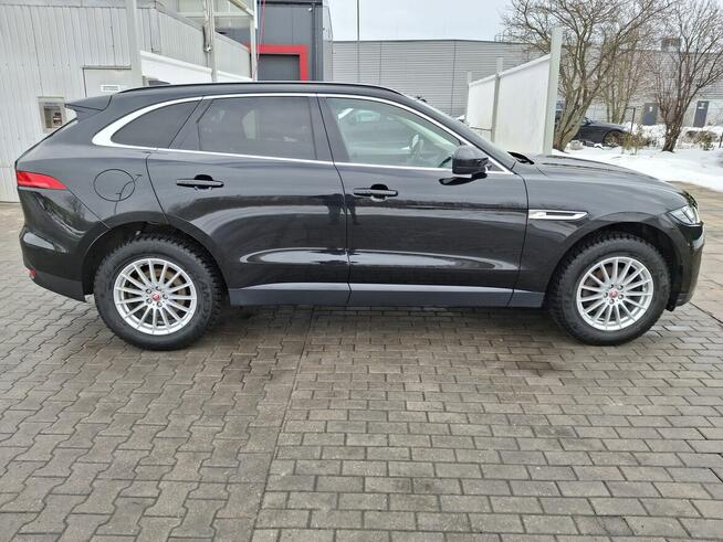 Jaguar F- PACE X 761 Portfolio