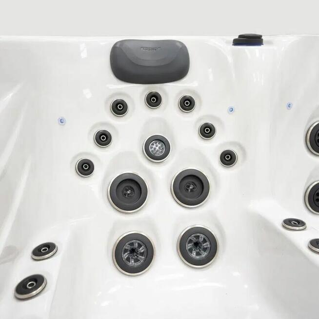Jacuzi ogrodowe strefa spa