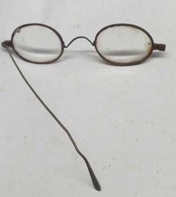 Okulary z XVIII -XIX wieku