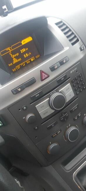 sprzedam opel zafira b 2006 1.8 lpg 140.