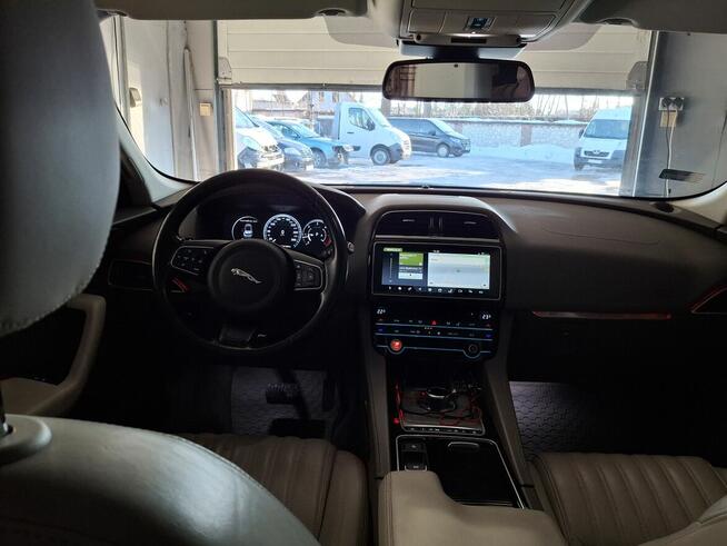 Jaguar F- PACE X 761 Portfolio