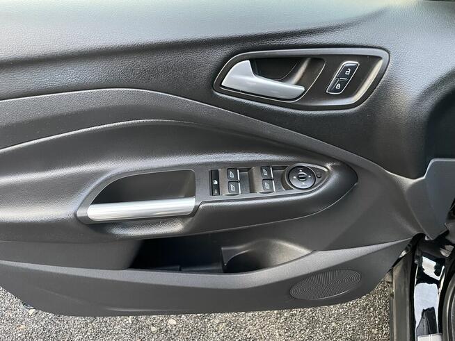 Ford kuga 2015 rok 4x4 150 ps Duża Navi Park pilot Alu