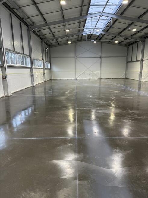 Posadzki przemysłowe – BETA POSADZKI | Zacieranie betonu | H