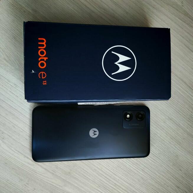 Motorola e 13