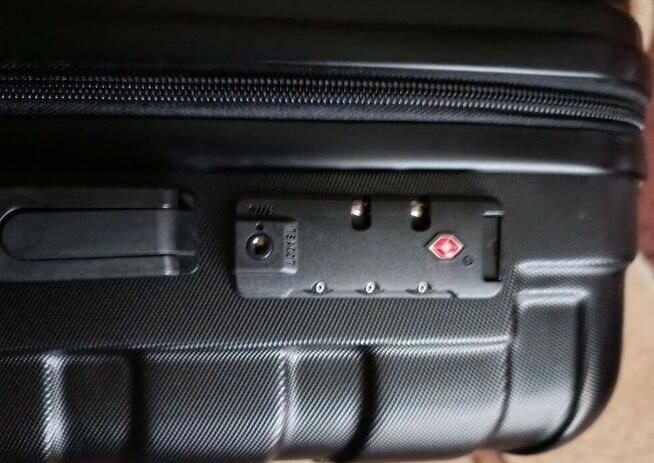 Walizka kabinowa nowa