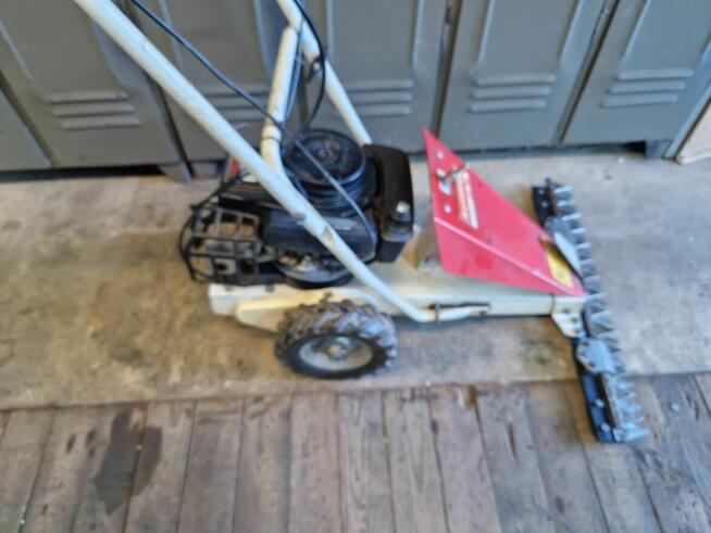 Kosiarka listwowa GUDBROT BM 700