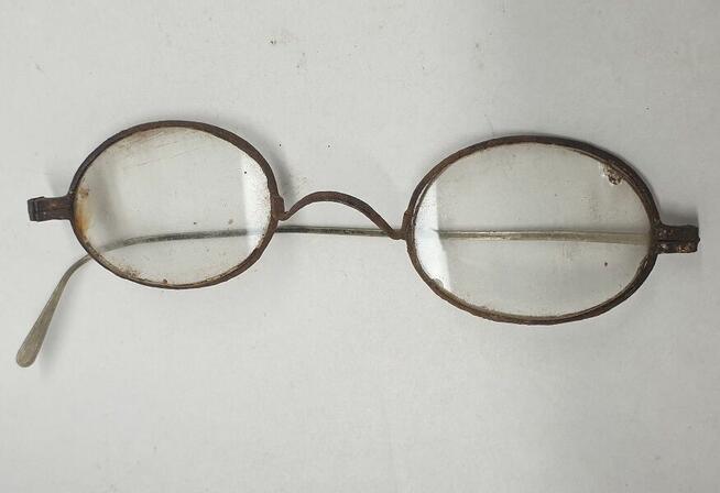 Okulary z XVIII -XIX wieku