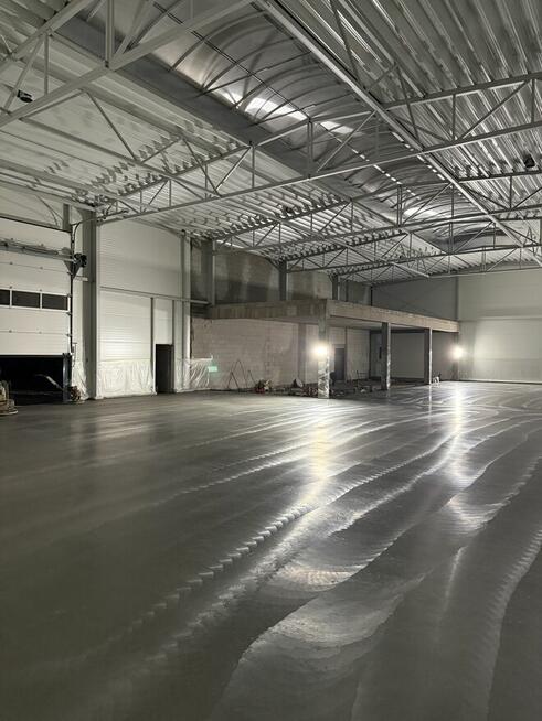 Posadzki przemysłowe – BETA POSADZKI | Zacieranie betonu | H