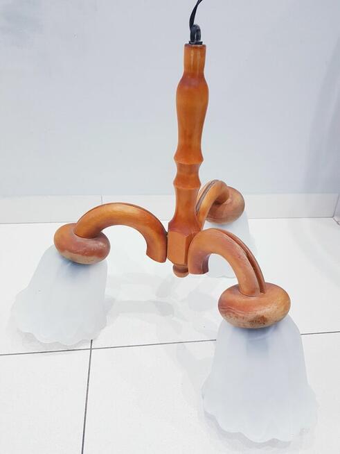 Stary drewniany żyrandol J.Zaranek z defektem