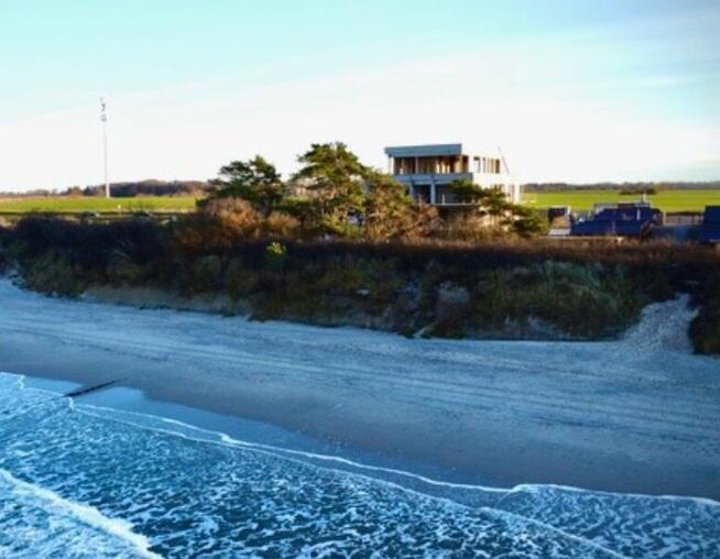 Sprzedam apartament przy samym morzu Widok