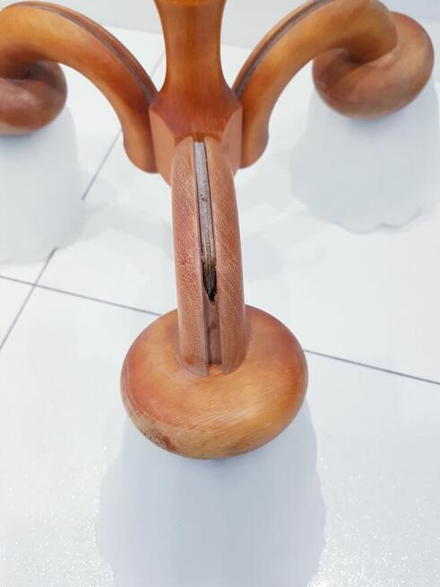 Stary drewniany żyrandol J.Zaranek z defektem