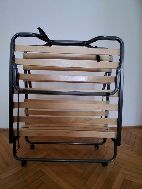 Sprzedam łózko składane