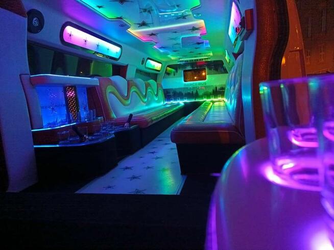 Tancerka na wieczór kawalerski eventy imprezy firmowe