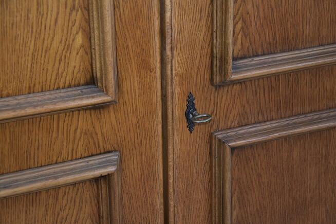 szafa dwudrzwiowa - jak nowa