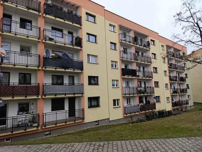 Sprzedam mieszkanie 51,15m2 - częściowo umeblowane