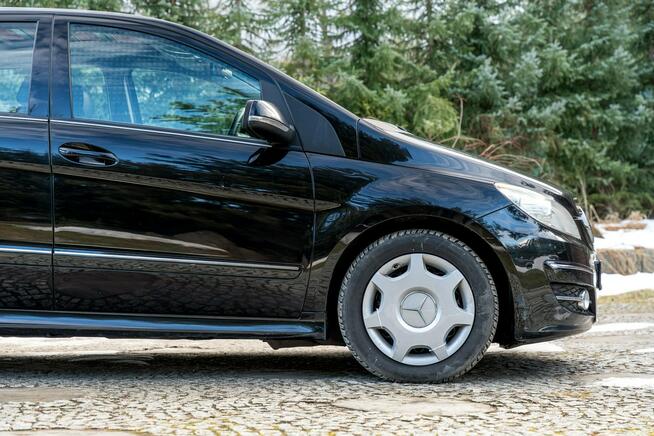 Mercedes B 200 CDI Avantgarde – Nowe wtryski i turbo (2025), 2 kpl kół, Panorama