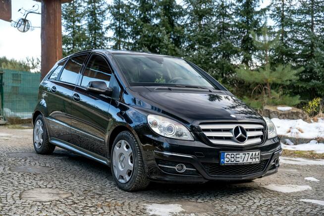 Mercedes B 200 CDI Avantgarde – Nowe wtryski i turbo (2025), 2 kpl kół, Panorama