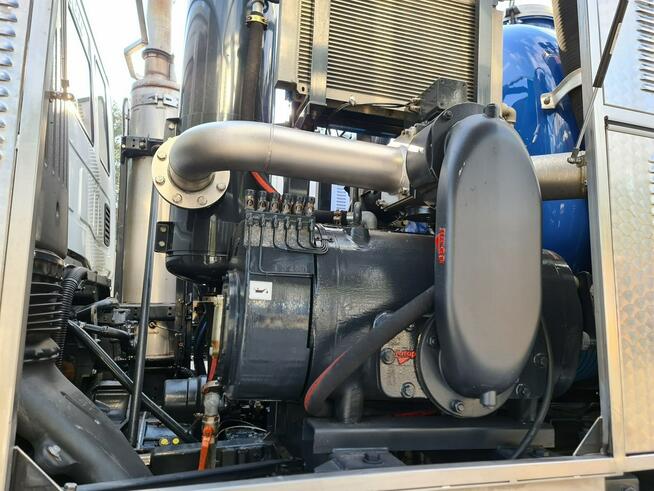 Iveco TRAKKER 2007 4X4 WUKO do zbierania odpadów płynnych asenizacyjny separator beczka odpady czysz