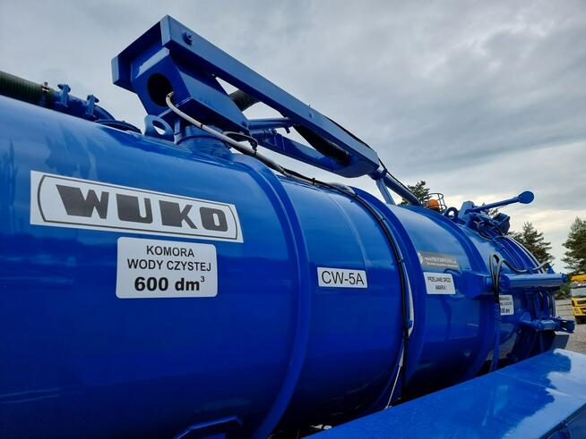 Iveco WUKO CW-5A do zbierania odpadów płynnych separatorów WUKO asenizacyjny separator beczka odpady