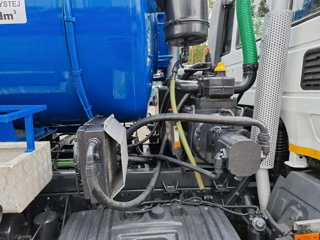 Iveco WUKO CW-5A do zbierania odpadów płynnych separatorów WUKO asenizacyjny separator beczka odpady